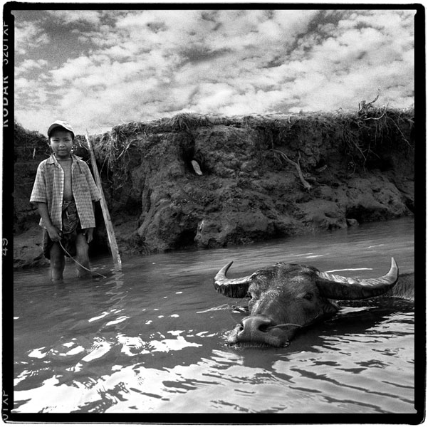 http://www.andre-longchamp.com/files/gimgs/18_myanmar-03.jpg