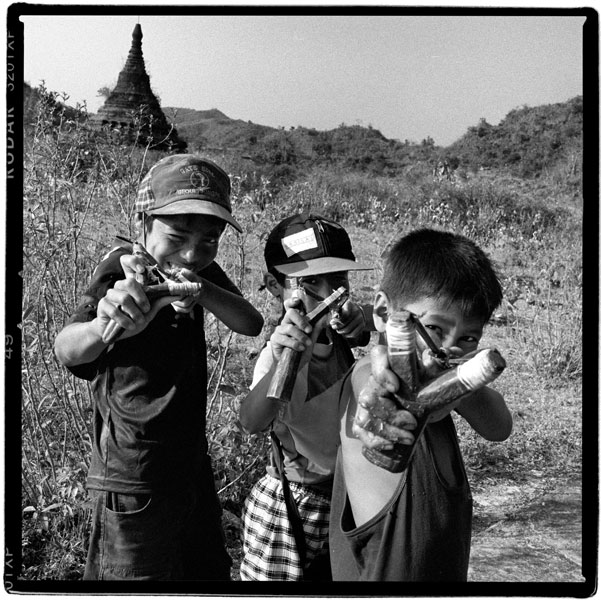http://www.andre-longchamp.com/files/gimgs/18_myanmar-04.jpg